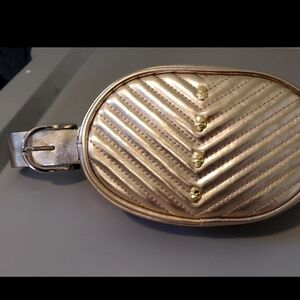 Rose Gold Skull Zipper Belt Bag